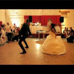 Най-забавните първи сватбени танци
