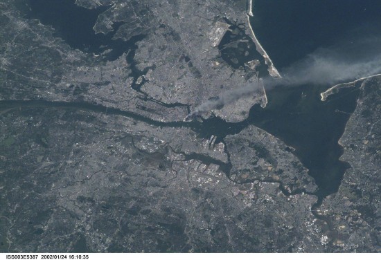 Снимка на събитията от 11 септември, направена от Международната космическа станция.