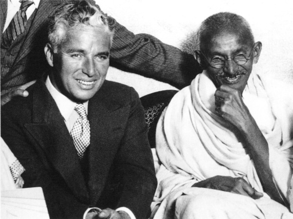 Чарли Чаплин и Махатма Ганди