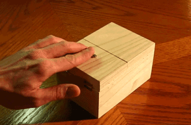 Това странно дървено устройство спокойно може да бъде наречено автоматичен