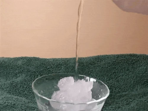 лед от преохладена вода