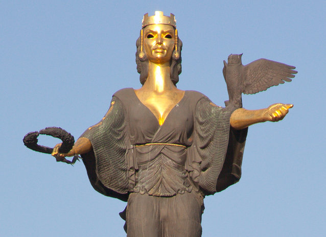 статуя Света София