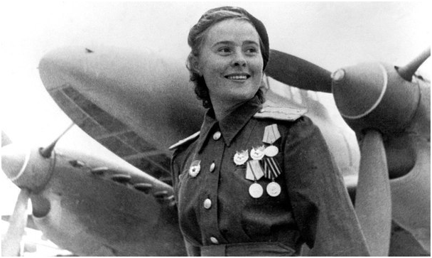 Колко са жените-пилоти в историята и какво знаем за тях?