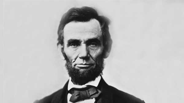 Всички знаят Ейбрахам Линкълн който е първият президент на Съединените