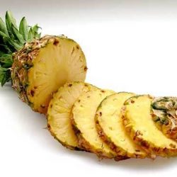 Сокът от ананас е 5 пъти по-ефективен от сиропа за кашлица