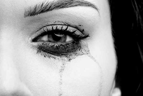 болка-жена-плаче