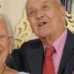 Те били женени 75 години и умрели в ръцете си