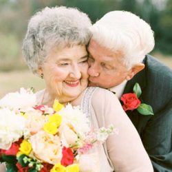 Тази двойка много години живее дълго и щастливо. Само ако знаехте тайната им…