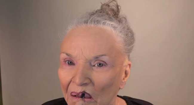 80-годишна-жена-се-гримира